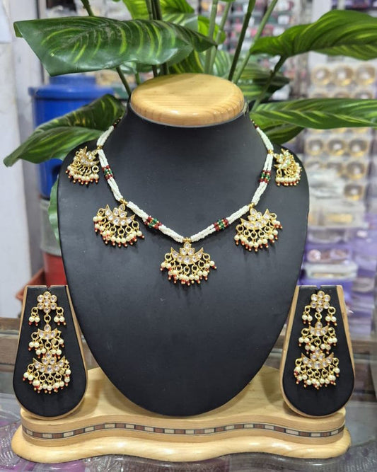 Kundan & Pearl Necklace Set – Elegant Bridal Jewelry